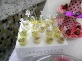 Copinho com doce de colher.